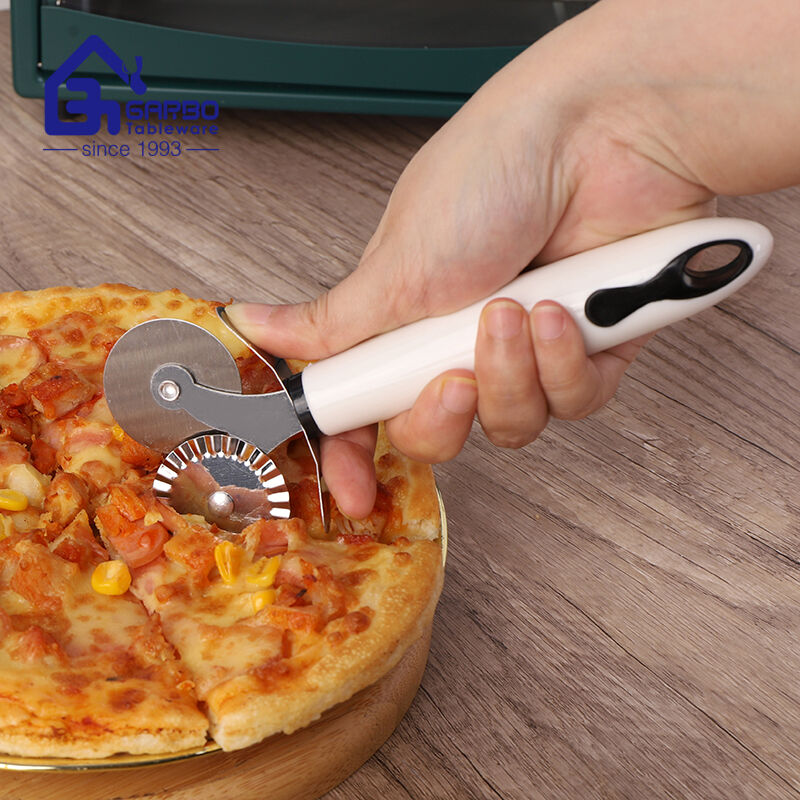 China Wholesale Garbo Kitchenware: a supplier of high-quality pizza cutter