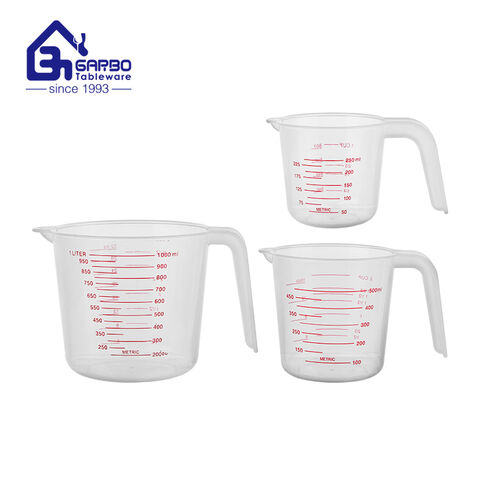 The advantage and disadvantage of plastic measuring cups in daily life