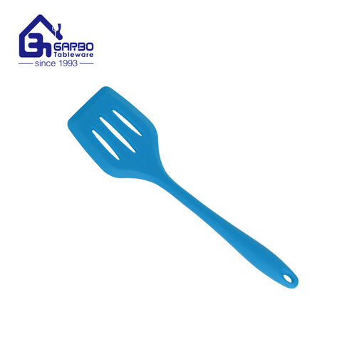 Blue color heat resistaint silicone skimmer for kitchen using