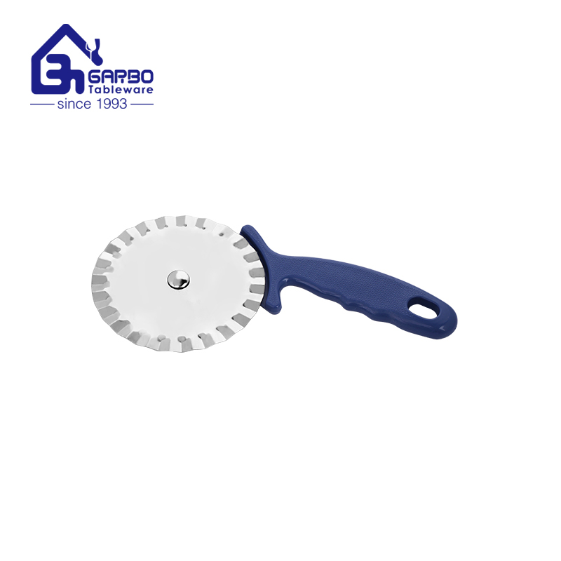 Garbo Produced Stainless Steel Home Usage Silver Pizza Cutter  