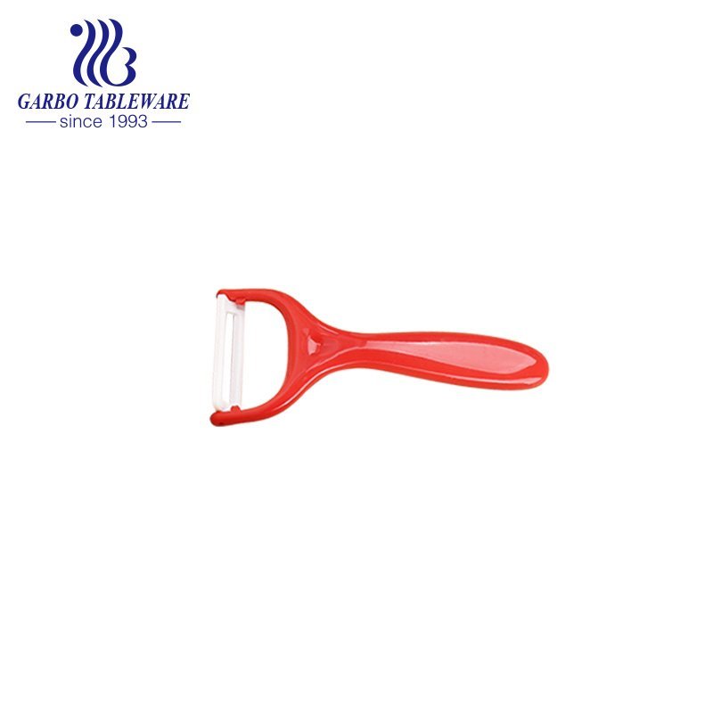 Stainless Steel Classical Vegetable Peeler with non slip silicone handle and a swivel blade