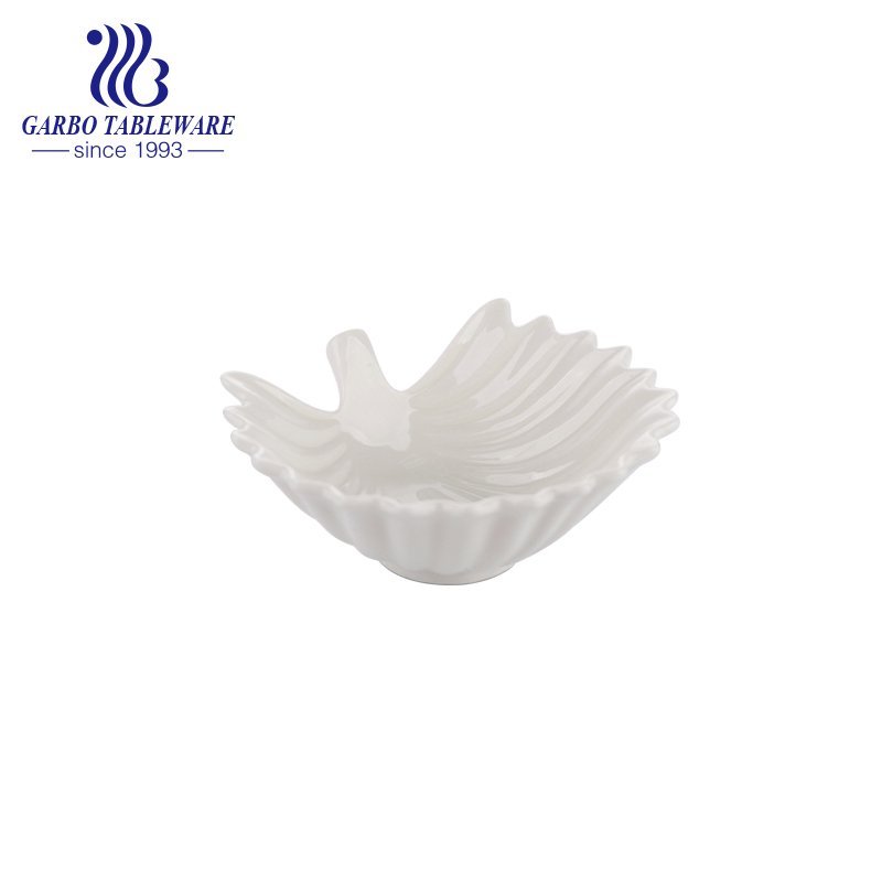 8.3 inch stoneware heart-shaped bowl for wedding decoration