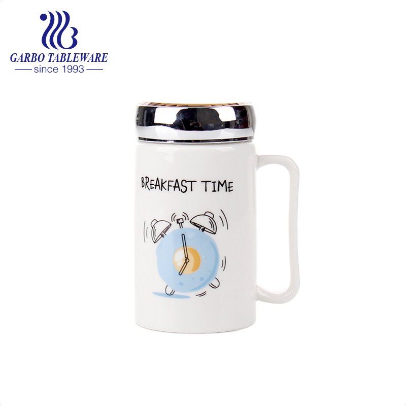 Daily use OEM printing ceramic mugs for tea coffee milk water 17oz porcelain mug with handle and metal cover