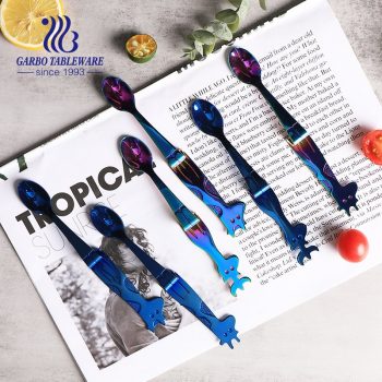 Lovely PVD plating 304 stainless steel giraffe design blue plating dessert tea spoon