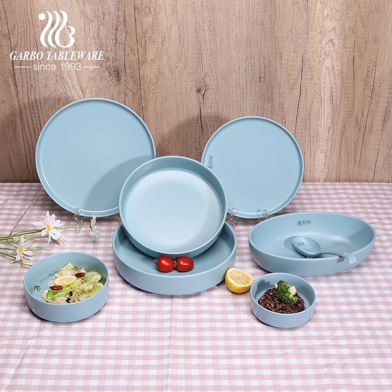 Blue melamine serving dishes set with simple handles for home table