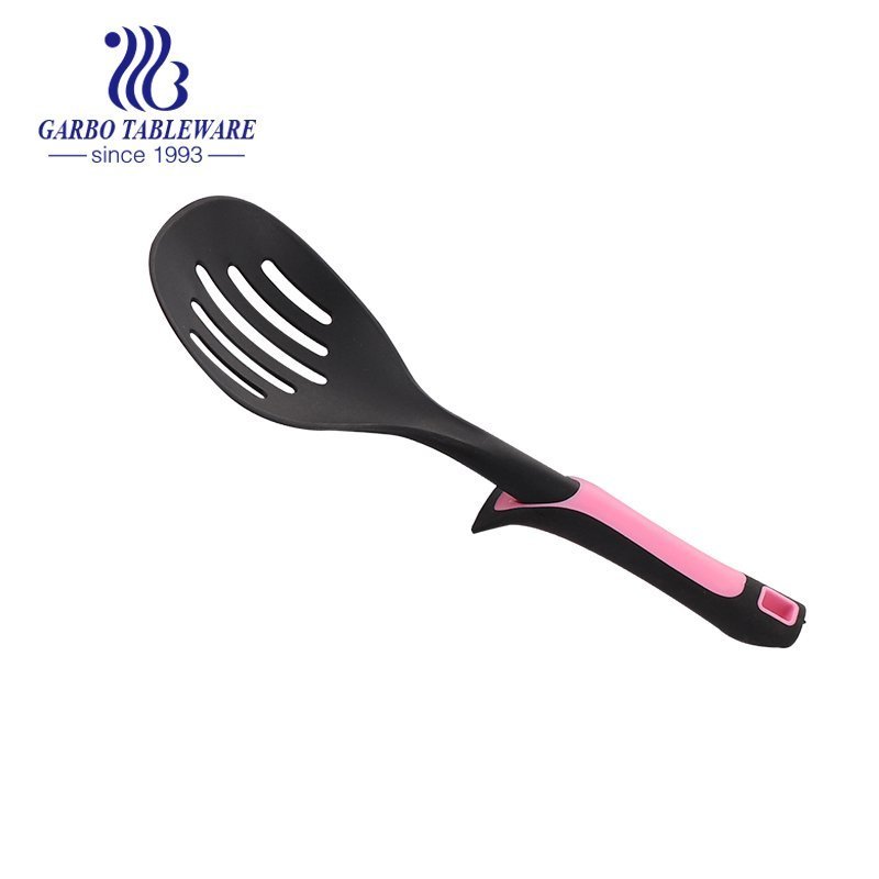 PP material Cooking Kitchen Utensils Sets Nylon Tools Soup Spoon Ladle Spoon with Ergonomic Grip