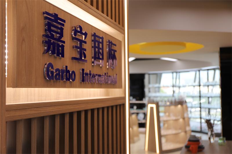 Garbo: Building a One-Stop Shop for Household Tableware